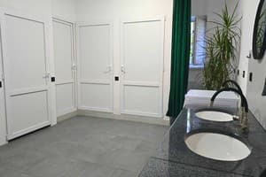 Хостел Trend House Hostel. Место в мужском 18-местном номере  24