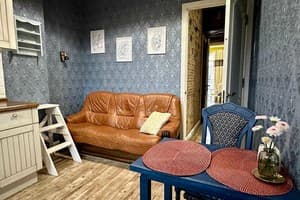 Квартира VIP просп.Соборный 216 (возле
McDonald's). Апартаменты трехместный VIP на проспекте рядом с МакДональдз 13