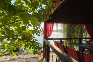 Яхт-клуб «Бомбардир» 41