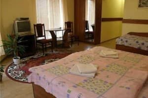 Отель Золотые Ворота. Стандарт трехместный 2