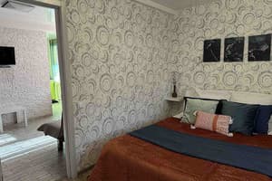 Квартира на блу.Центральный, 10. Апартаменты трехместный  6