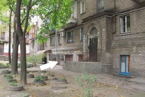 по ул. Независимой Украины 63/43 15