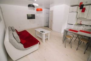 по ул. Шашкевича 1 4