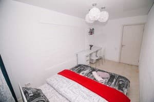 по ул. Шашкевича 1 13