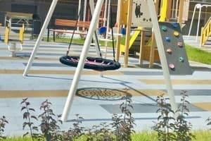 в новобудові Центр, проспект Соборний 14